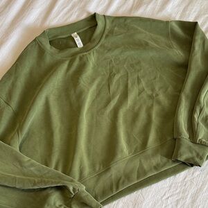 lululemon Softstreme Perfectly Oversized Cropped Crew
